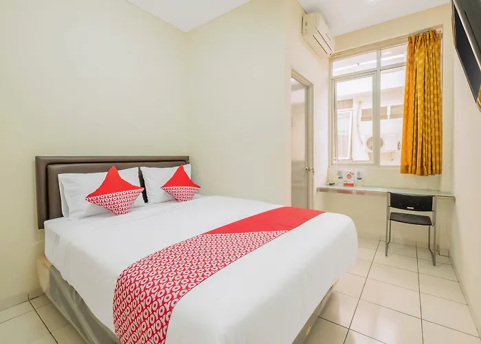 Super Oyo Collection O 818 Micasa Residence
