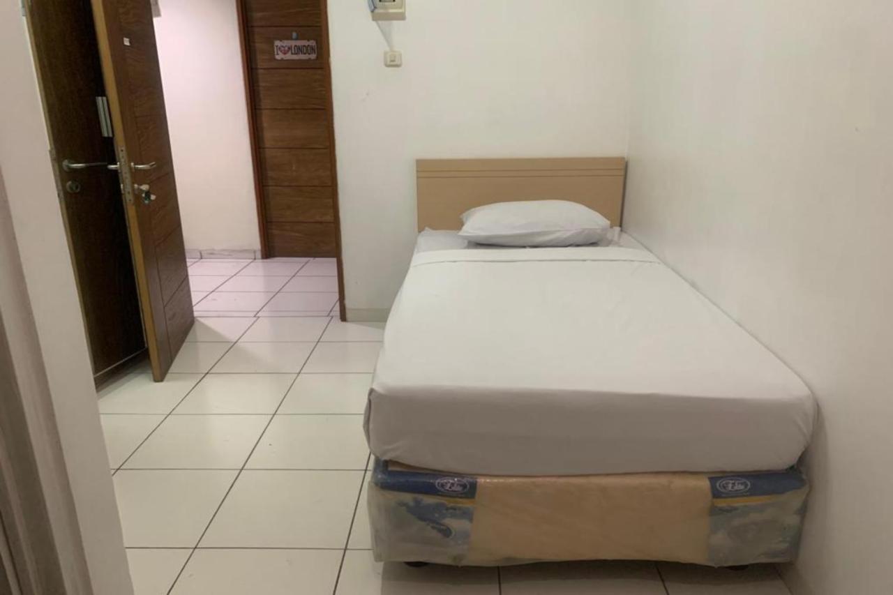 Super Oyo Collection O 818 Micasa 2*